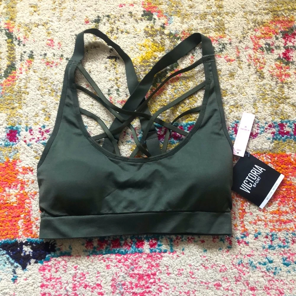 Victoria’s Secret strappy front sports bra - Picture 1 of 4